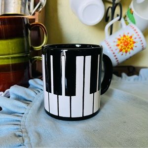 Waechtersbach Black Piano Mug